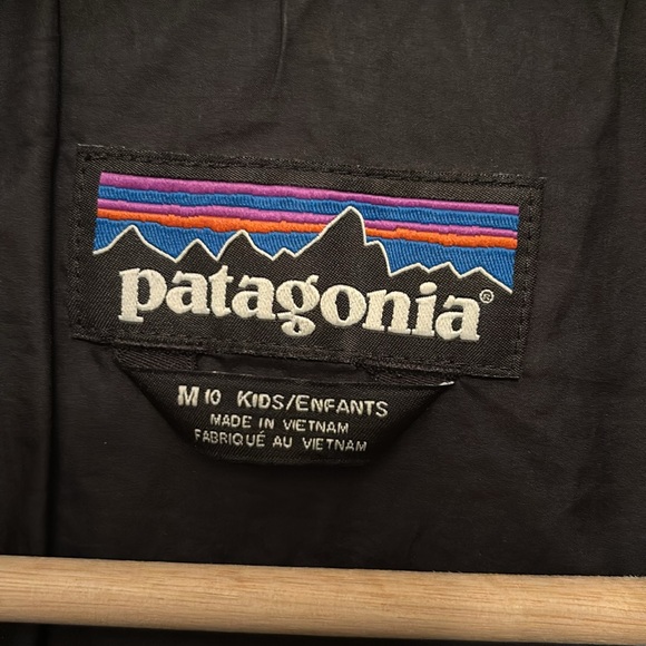 Black Patagonia Nano Puff Boys Winter Jacket size medium (10 years) - Picture 7 of 9